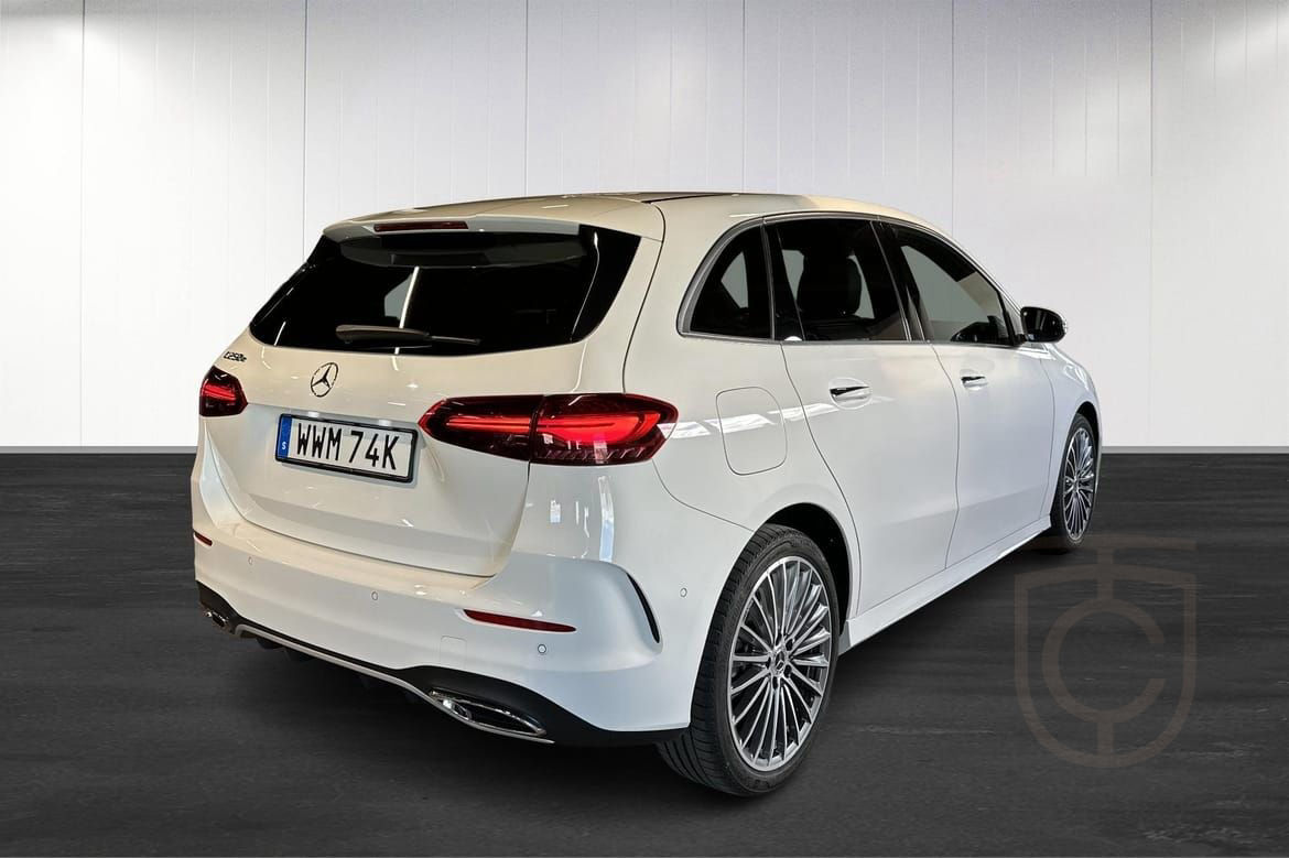 Mercedes-Benz B 250 e AMG