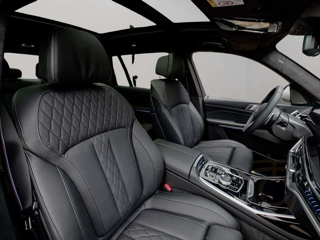 BMW X7 xDrive40i M Sport Pro UPE 139.749,-€ AHK Stan