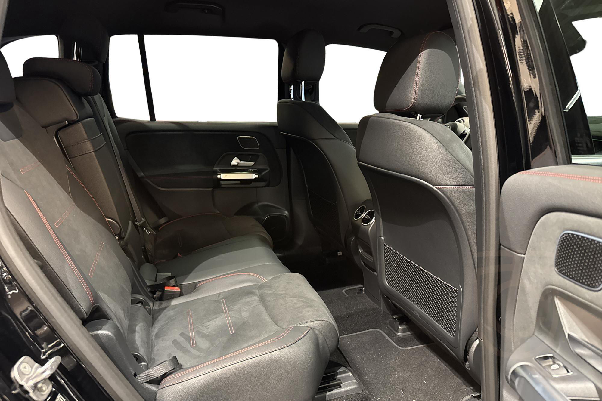 Mercedes-Benz EQB 300 4MATIC