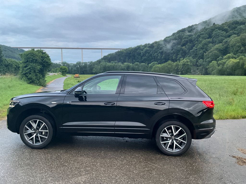 Volkswagen Touareg R-Line 4Mot./Black Style/Matrix LED/AHK