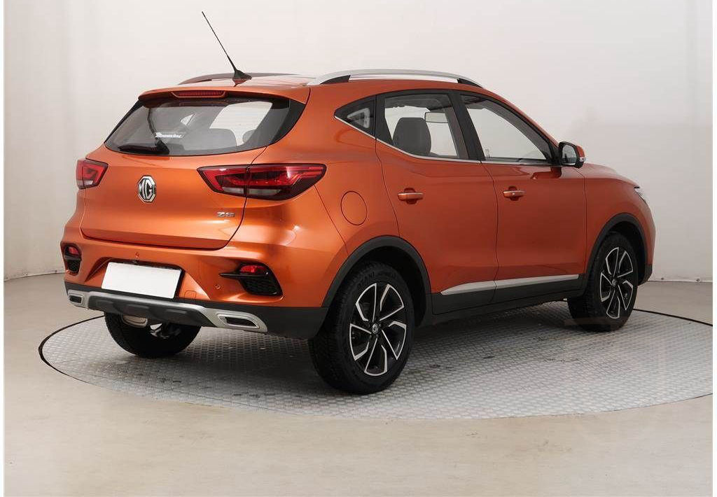 MG ZS EV