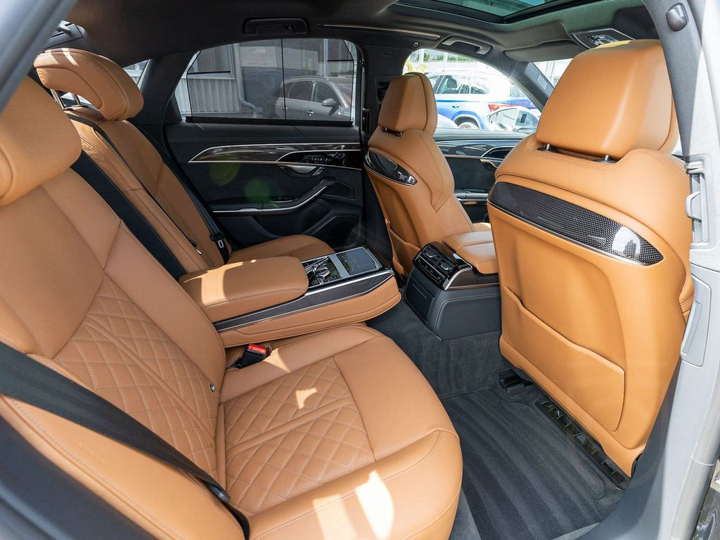 Audi S8 4.0 TFSI quattr Navi Matrix StandHz Pano 360°