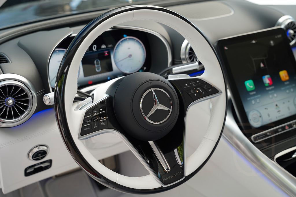 Mercedes-Benz SL 680 Maybach 4Matic Monogram