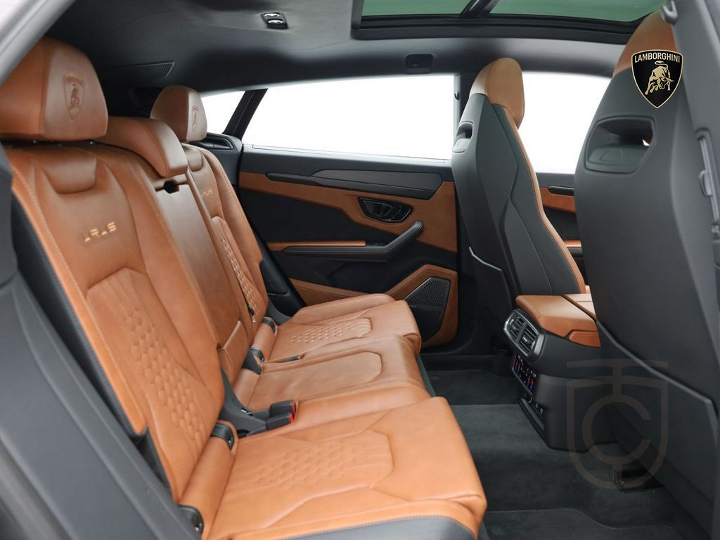 Lamborghini Urus S MY24 I NERO NEMESIS I CARBON