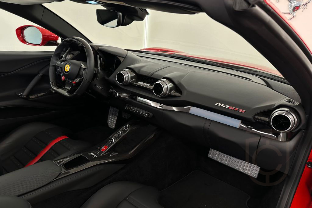 Ferrari 812 GTS / Rosso Corsa / Ferrari Approved