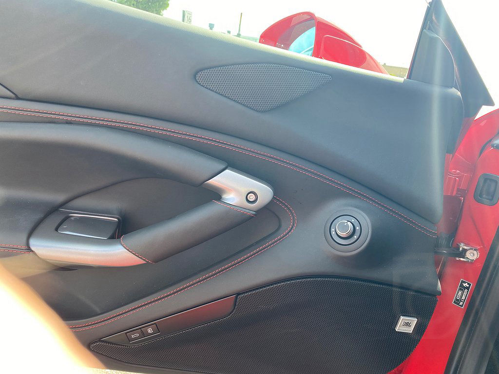 Ferrari F8 Spider 3.9 V8 DCT Euro 6 720hk "SVENSKSÅLD"
