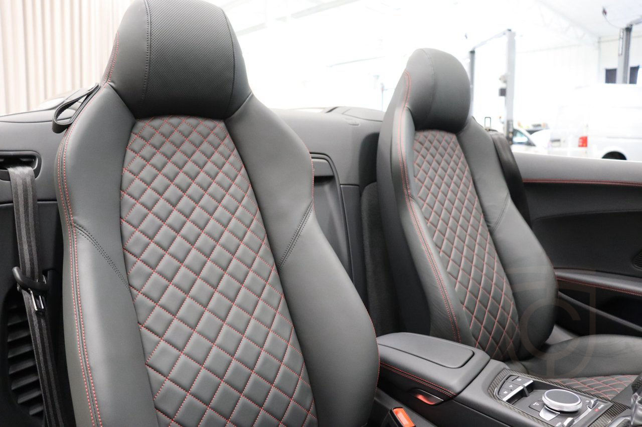 Audi R8 Spyder V10 Performance