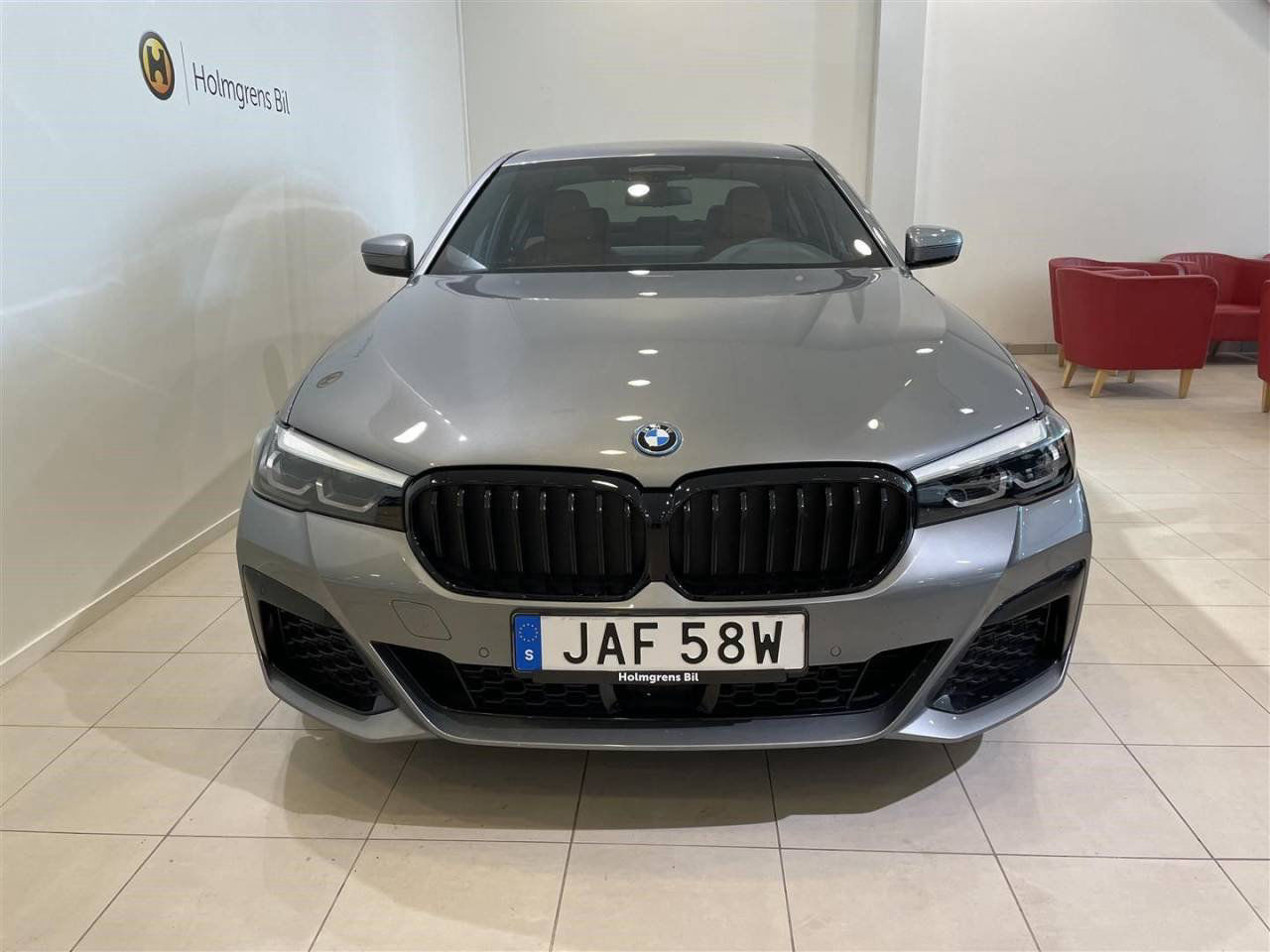 BMW 545 e xDrive Sedan M-Sport