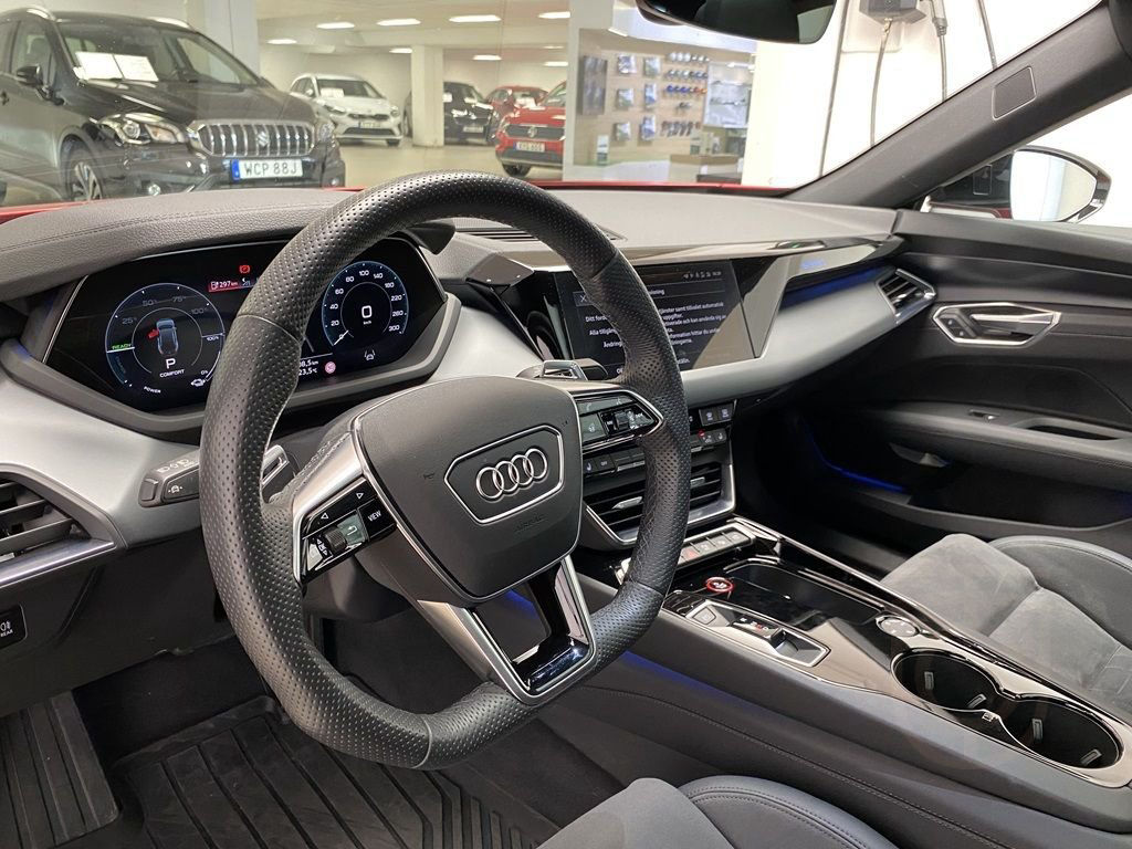 Audi E-Tron GT quattro