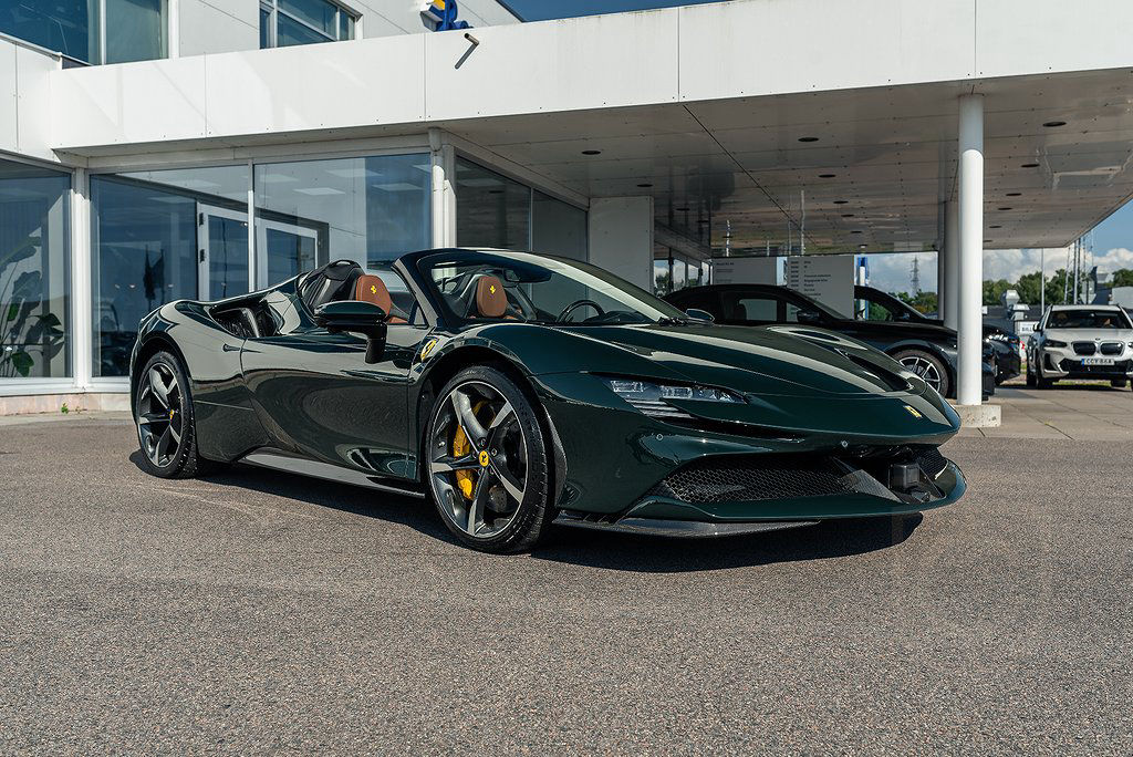 Ferrari SF90 Spider 4.0 V8 DCT 735kW 2024