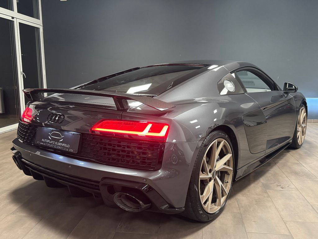 Audi R8 5.2 FSI V10 Quattro Performace EVO / CARBON