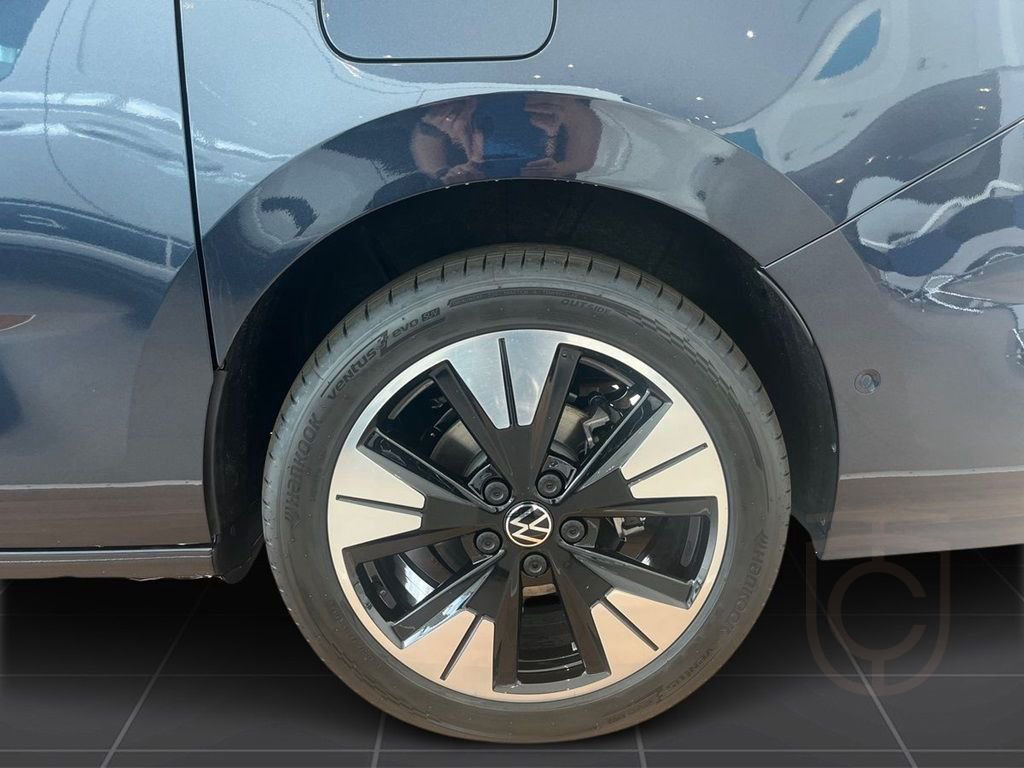 Volkswagen Multivan T7 STYLE HJULBAS: 3124 MM
