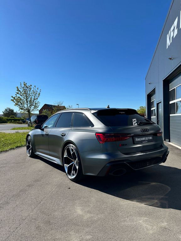 Audi RS6 PERFORMANCE 4.0 TFSI quattro MATT ALCANTARA