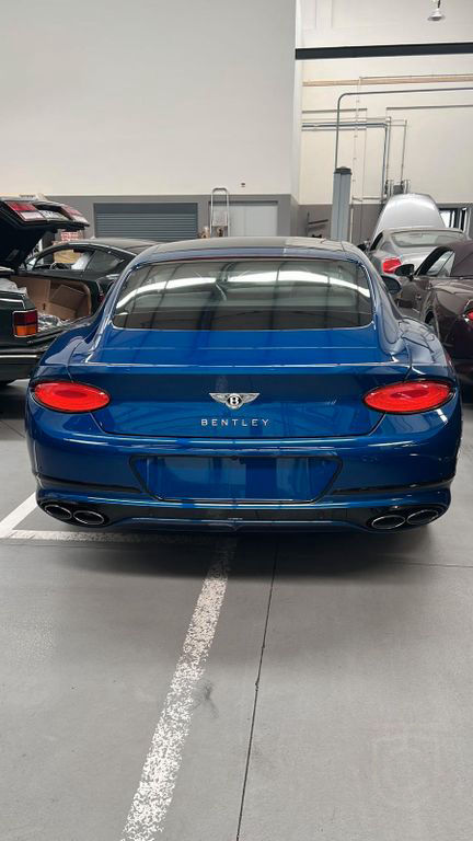 Bentley Continental GT V8