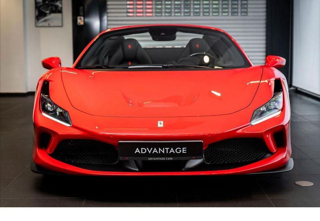 Ferrari F8