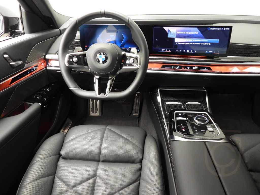 BMW 740 7 Serie Sedan 740d xDrive | M-Sportpakket |