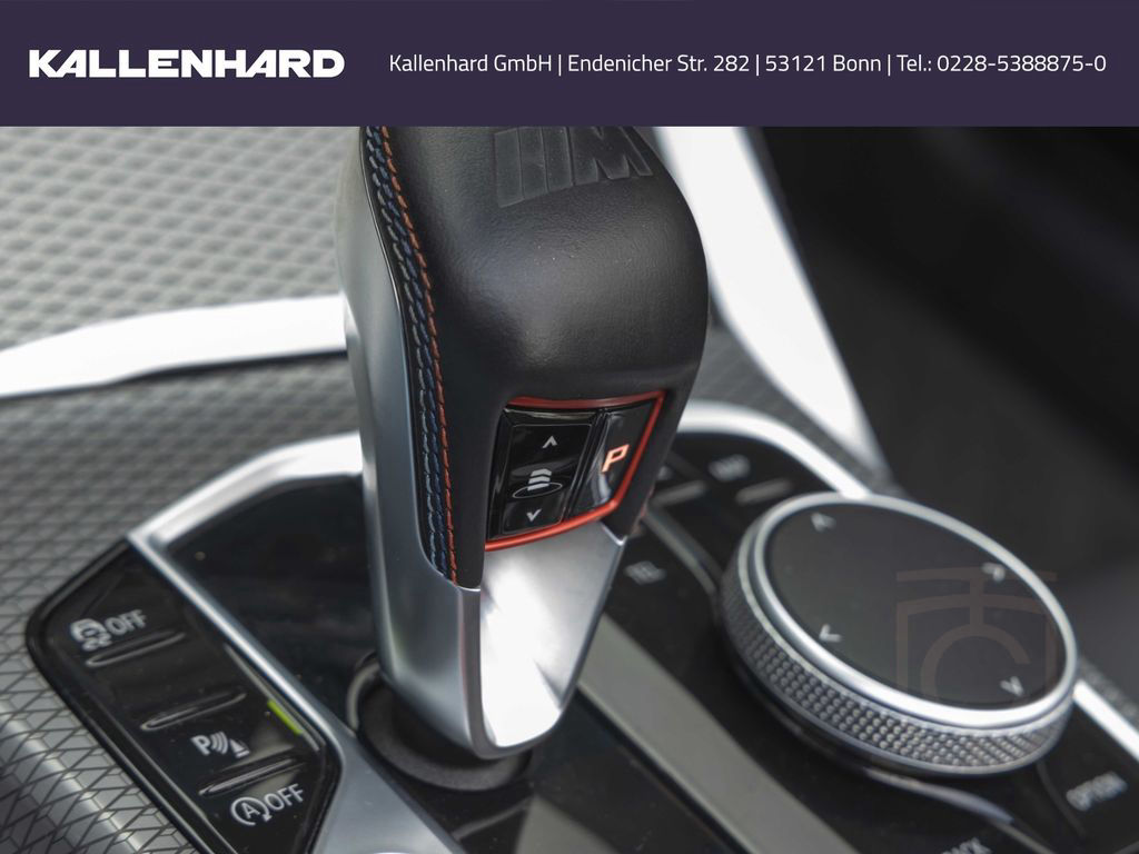 BMW M4 xDrive Competition Cabrio-Widescreen-DrivingA