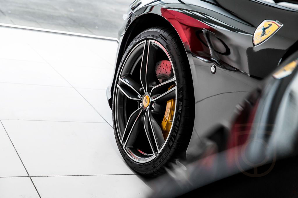 Ferrari Roma Spider ~Ferrari Munsterhuis~