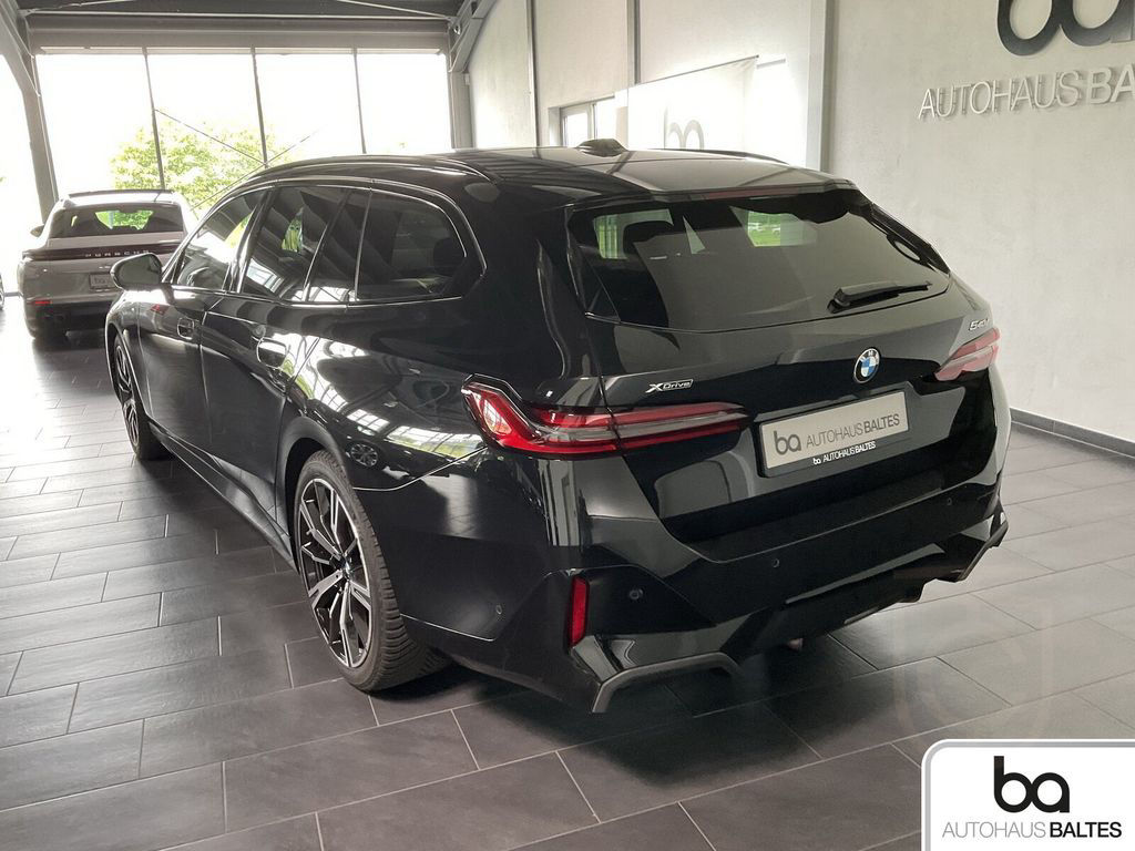 BMW 540d xDrive Touring M Sport Pro 20"/Pano/ACC/AHK