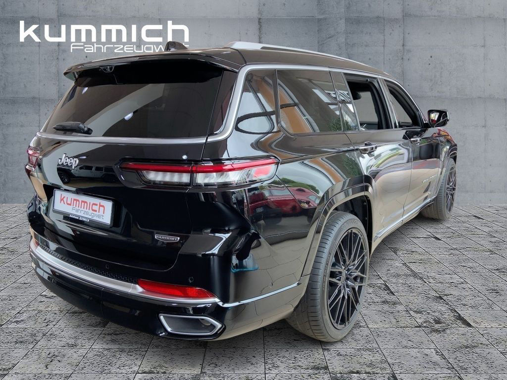 Jeep Grand Cherokee L 5.7L V8 Summit 4x4 6-Sitzer