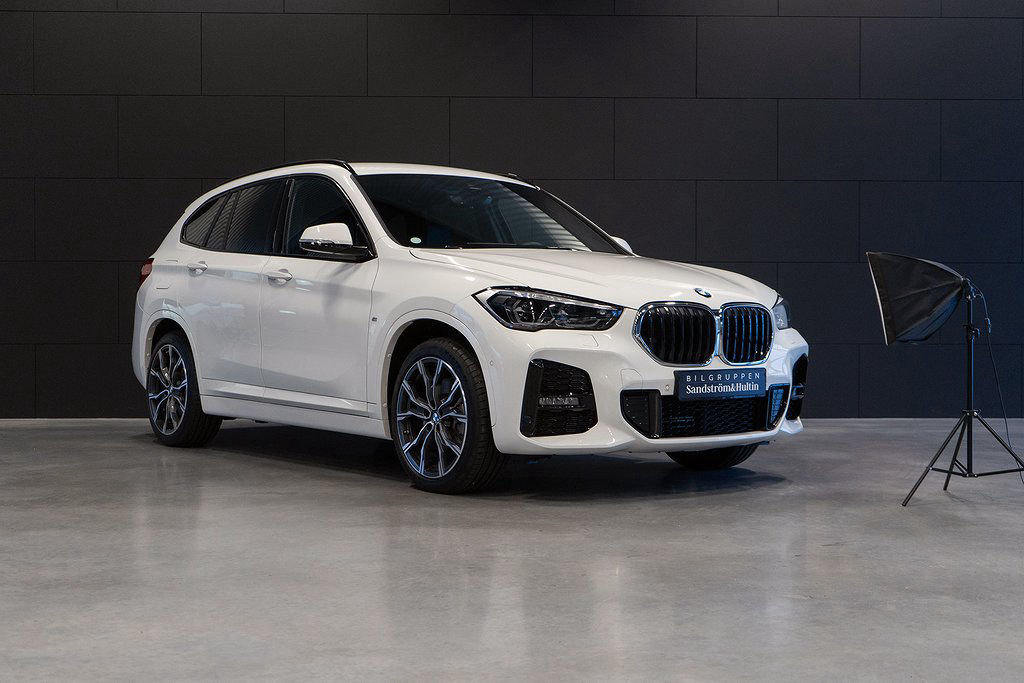 BMW X1 xDrive 25e M-Sport / Connected / Läder / Drag/ 19 tum