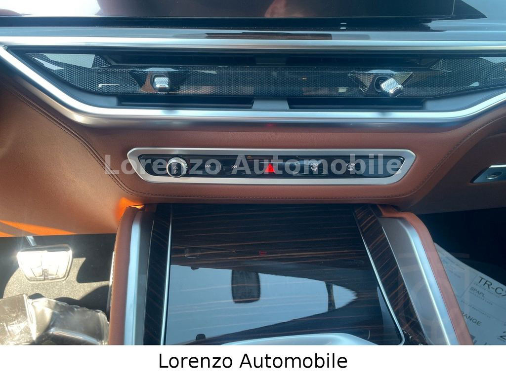 BMW X6 30d MPRO Massage SKYLOUNG H&K SOFTCLOSE