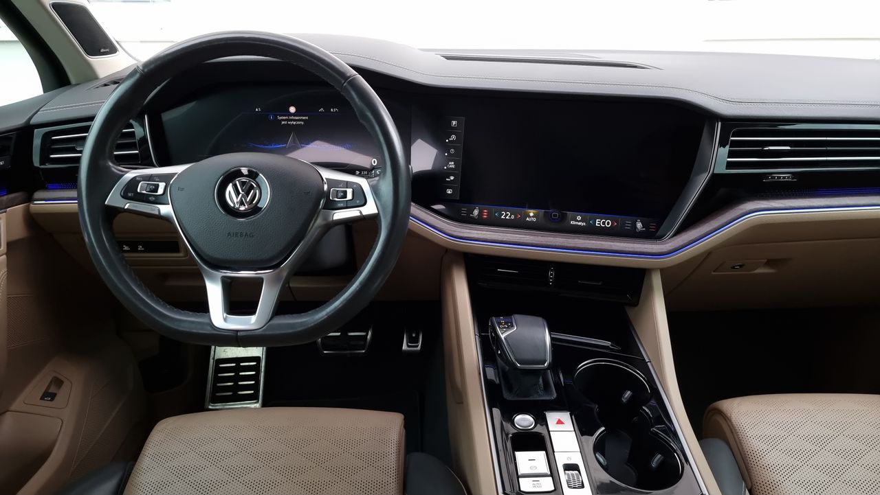 Volkswagen Touareg 4.0 V8
