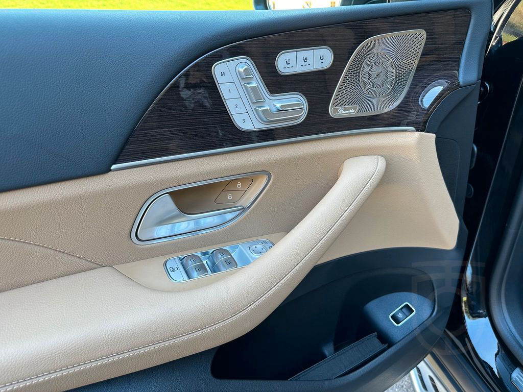 Mercedes-Benz GLS 580 Ultimate/Burmester/23"/ Catalanabeige