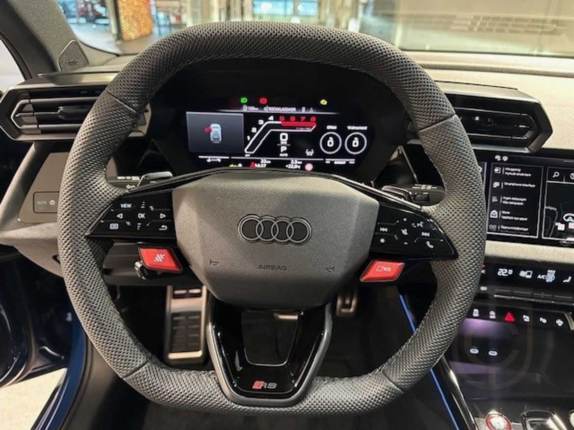 Audi RS3 RS 3 Sportback S-tronic - Snabb