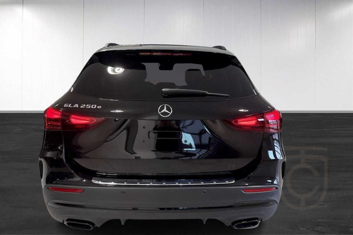 Mercedes-Benz GLA 250e