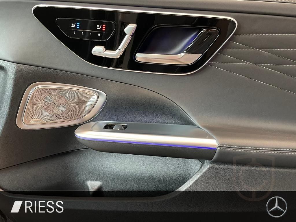 Mercedes-Benz C 300 d 4M AMG+PANO+DISTR+HA LENK+HUD+STDHZG+
