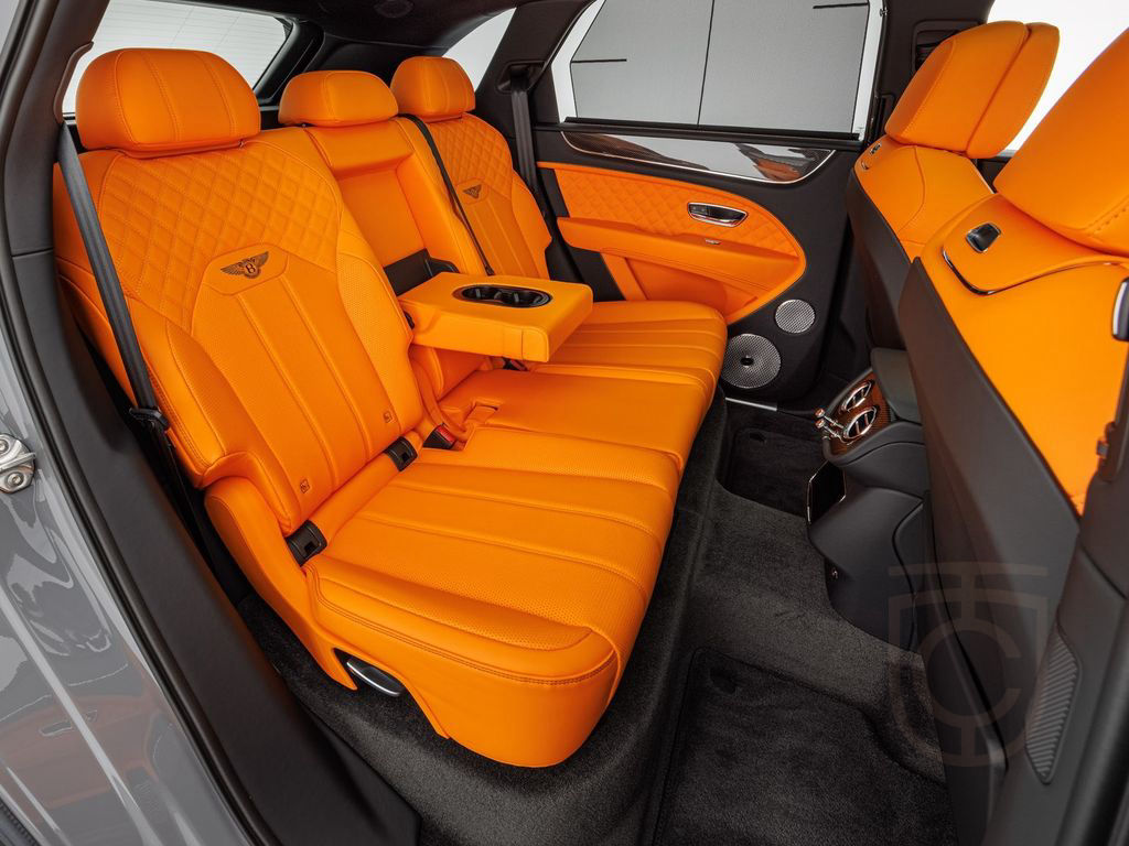 Bentley Bentayga S V8 / Mandarin - Lederfarbe