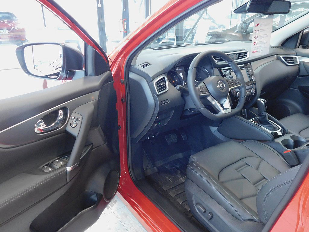 Nissan Qashqai DIG-T 160HK Tekna Automat