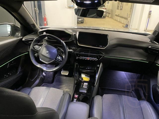 Peugeot 2008 GT 1.2 PureTech