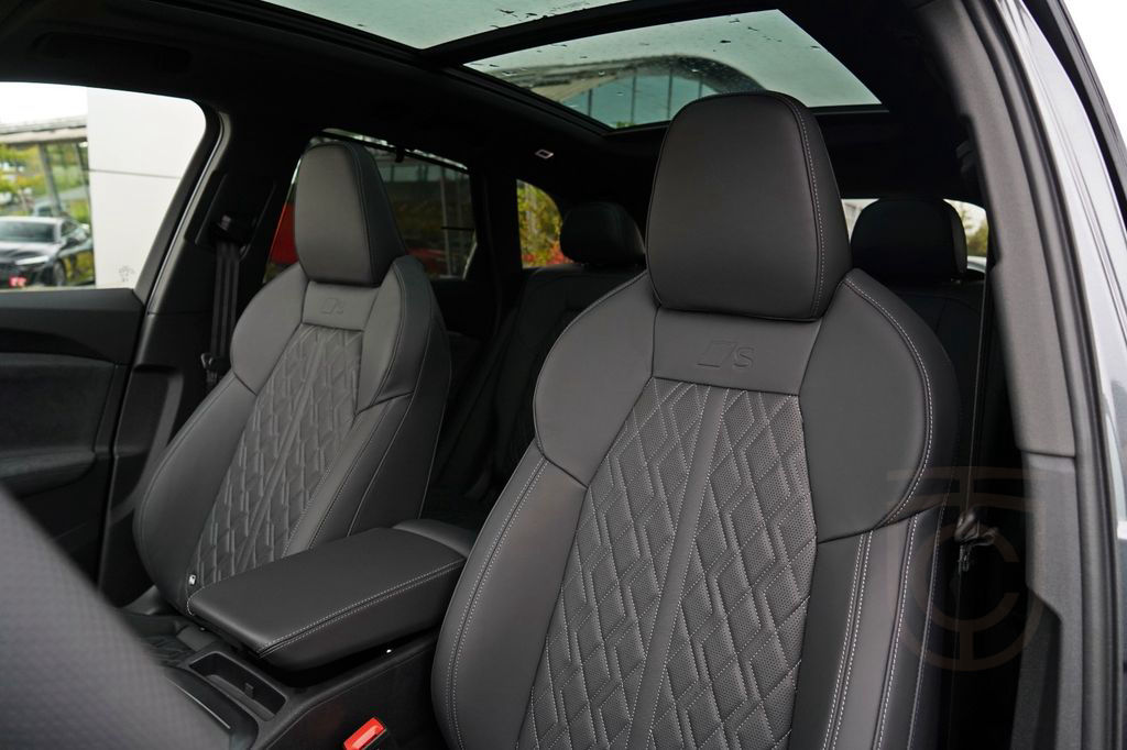 Audi SQ5 PANO LUFTFEDER TECH PRO MMI PRO STD.HZG AHK
