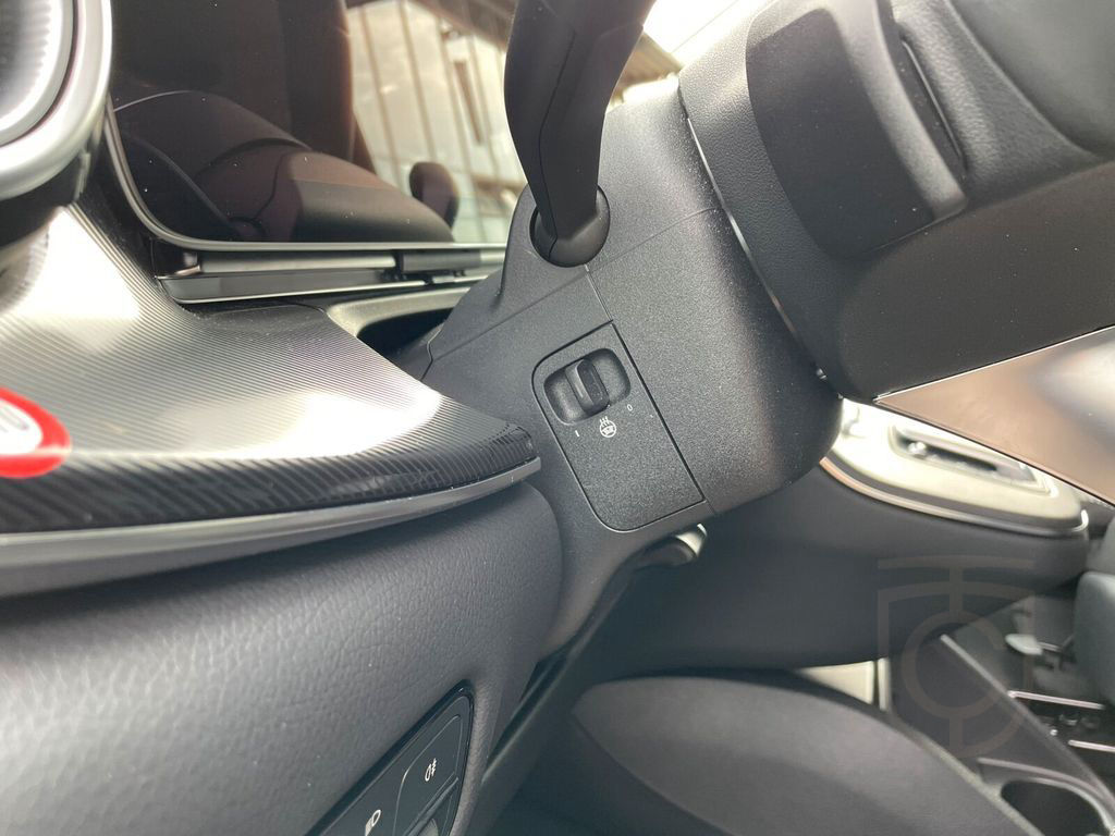 Mercedes-Benz V 300 d STYLE L AHZV+DISTR+360+SPUR+TOTW+Navi