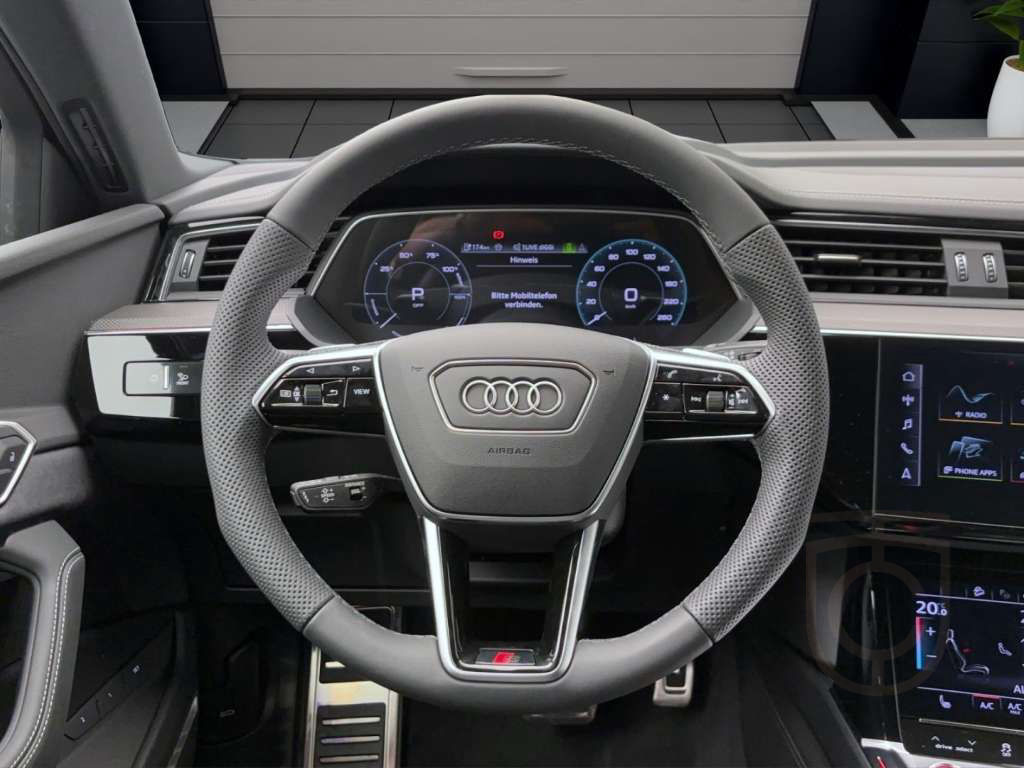 Audi SQ8 e-tron