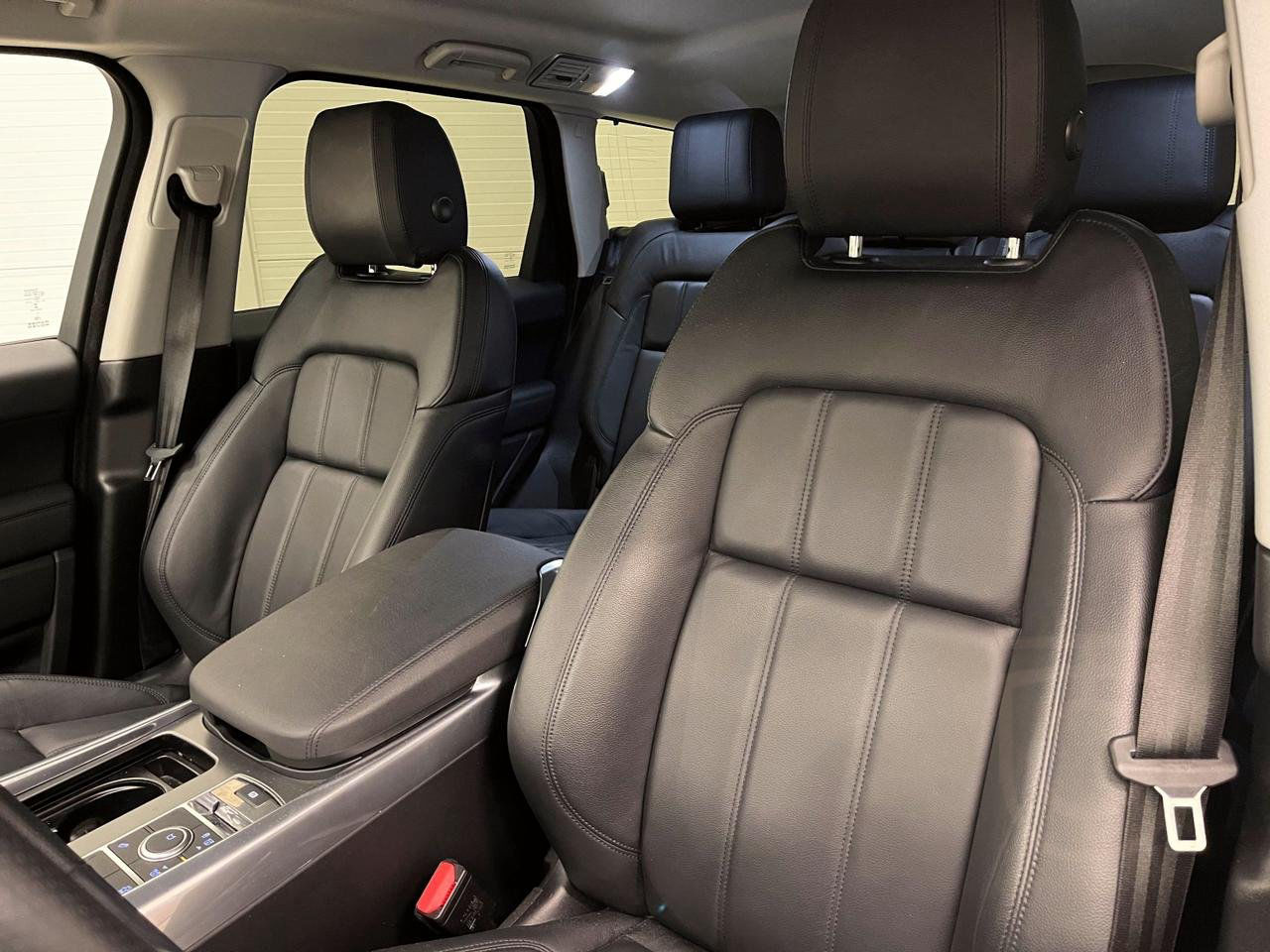Land Rover Range Rover Sport 3.0 SDV6 AWD SIGNATURE