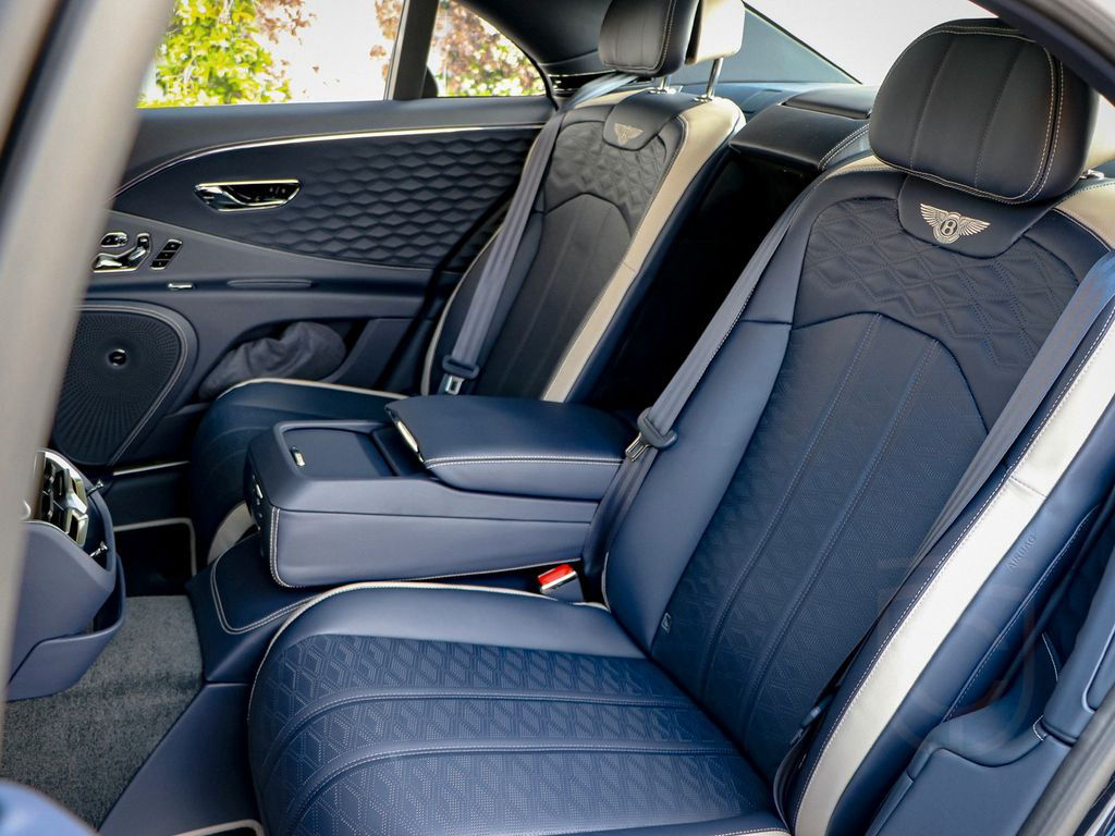 Bentley Flying Spur Speed V8 Hybrid