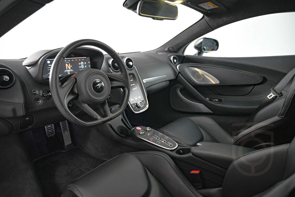 McLaren GT | Premium | Panoramic | B&W | Lift | VAT