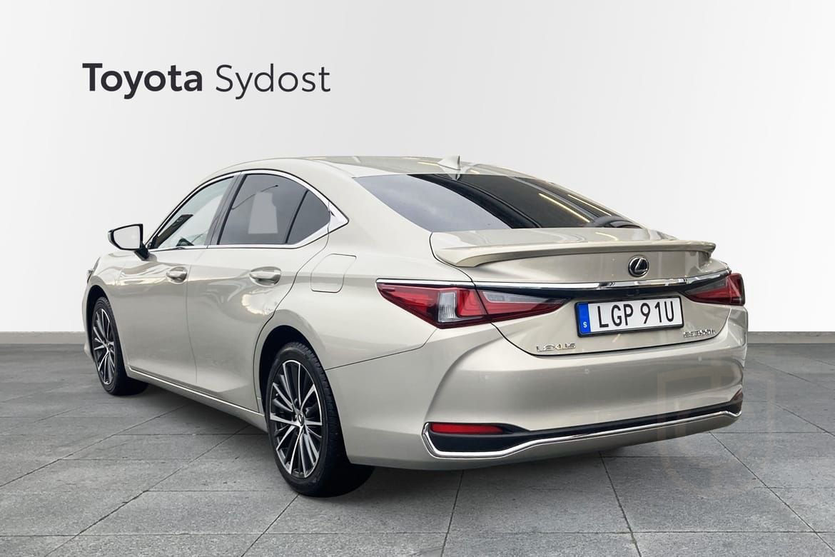 Lexus ES 300h 2.5 Limited Edition