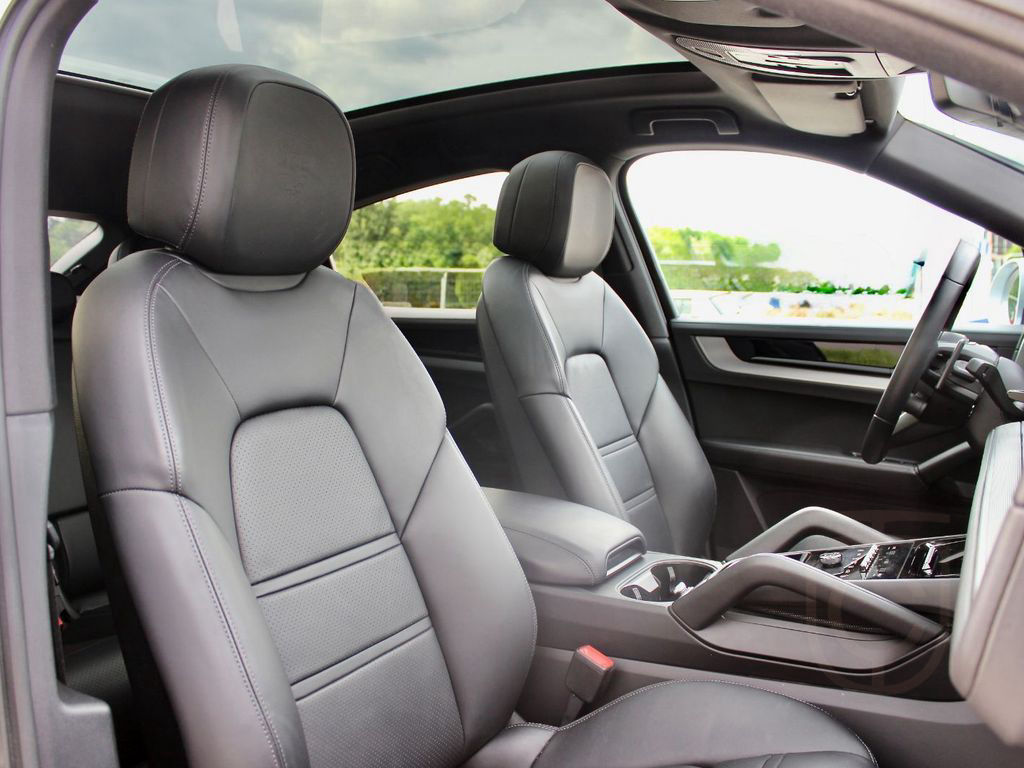 Porsche Cayenne Coupé E-Hybrid SportDesign B-Display HUD