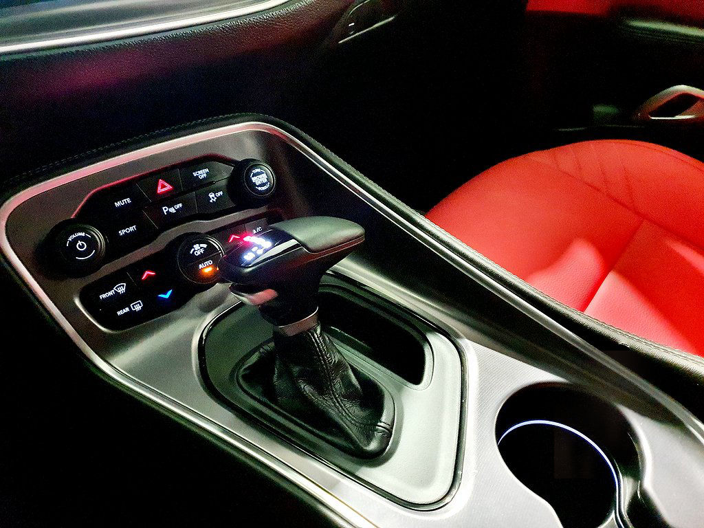 Dodge Challenger  5.7 V8 HEMI (381hk) Mycket fräck Muskelbil
