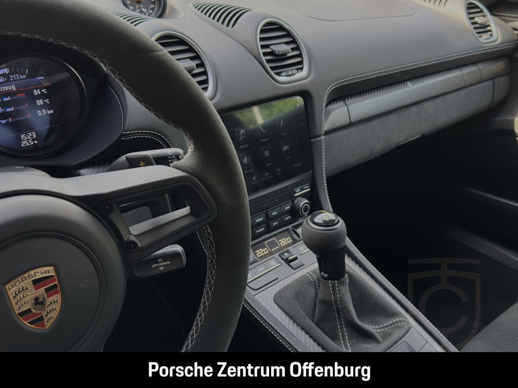 Porsche 718 Spyder RS
