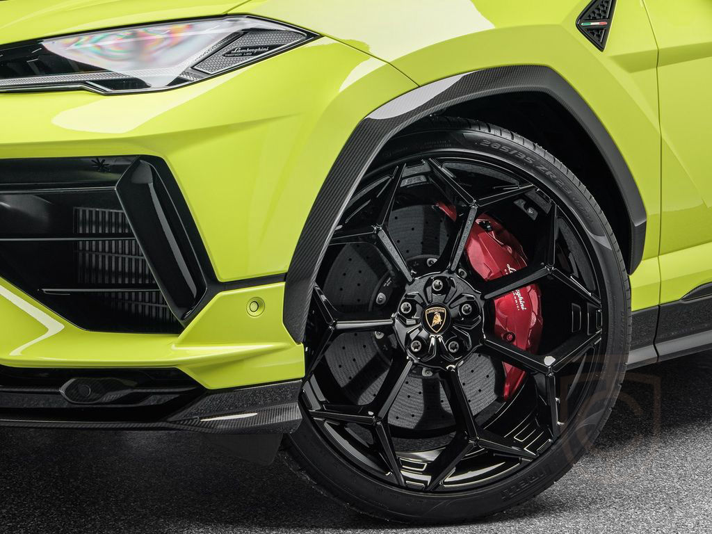 Lamborghini Urus Performante