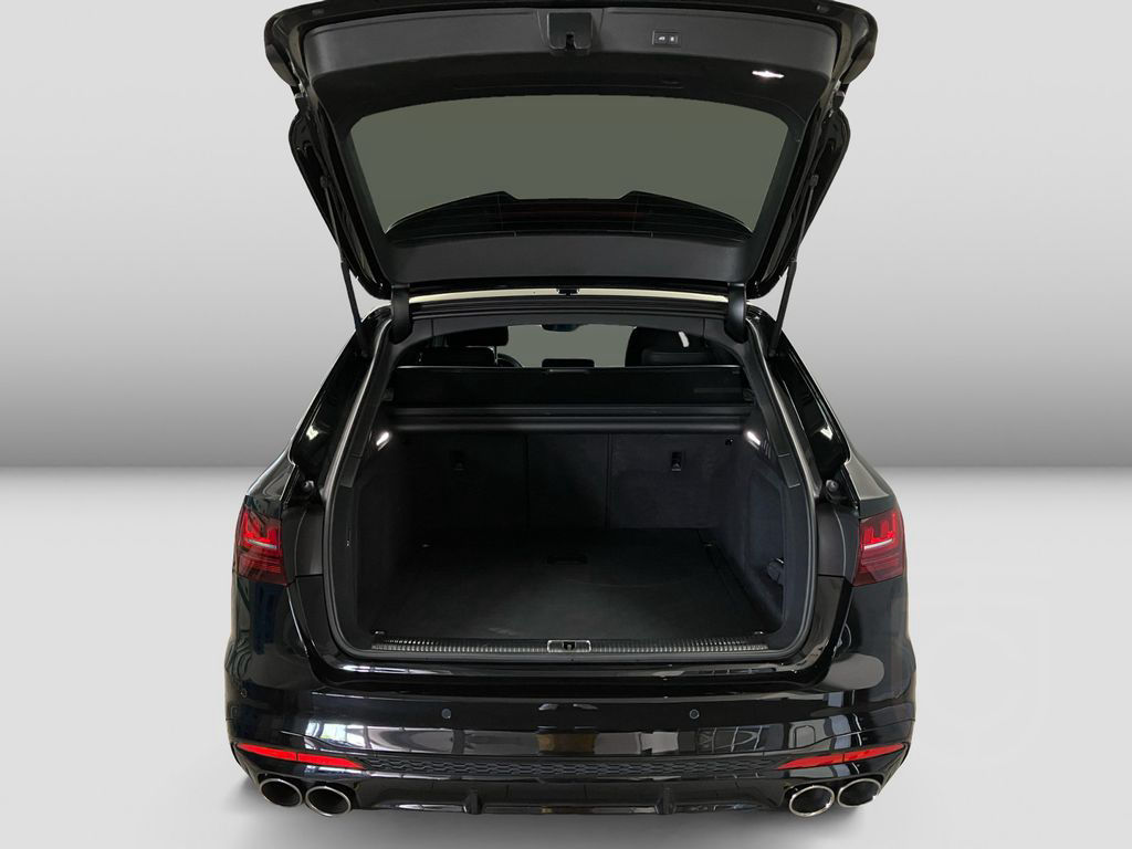 Audi S4 Avant TDI quattro AHK Matrix Virtual ACC Busi
