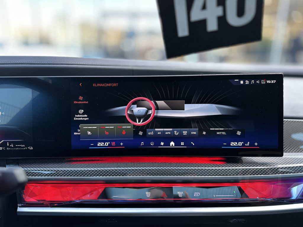 BMW M760e xDrive M Sport Autobahnas Autm.Tür Massage