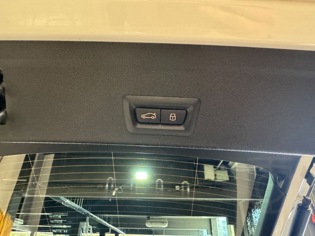 BMW X6 40i xDrive M Sport Pro PANO SKY~HUD~360~22"