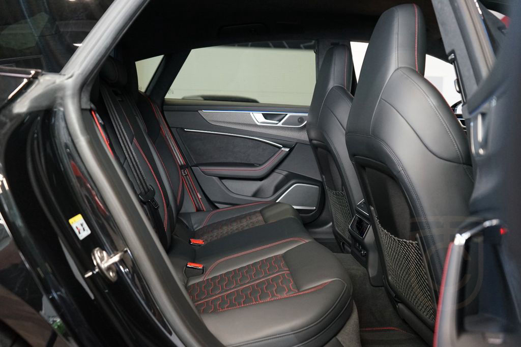 Audi RS7 PERFO*DRC*B&O*MATRIX*HUD*360*98.678€ NETTO