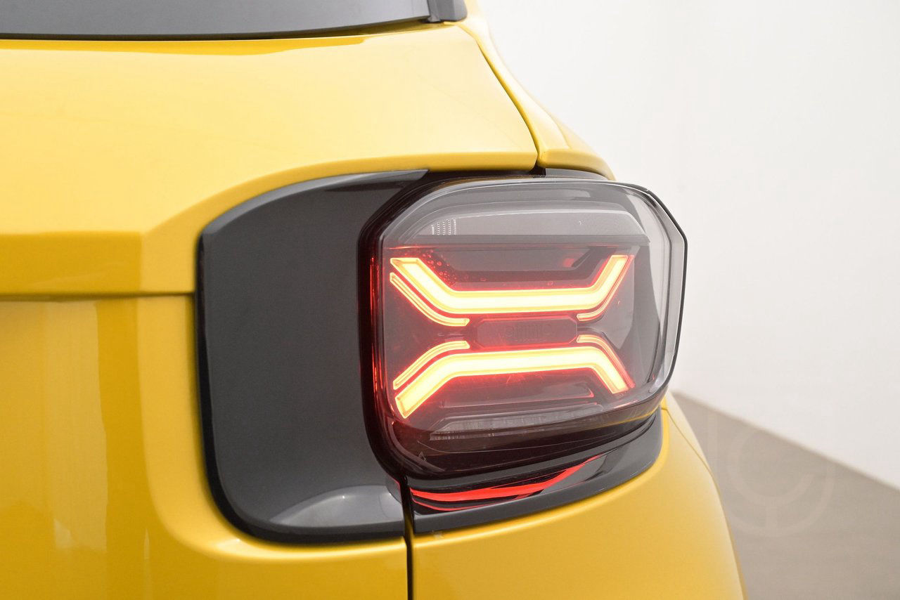 Jeep Avenger Electric Summit LED AdapFart